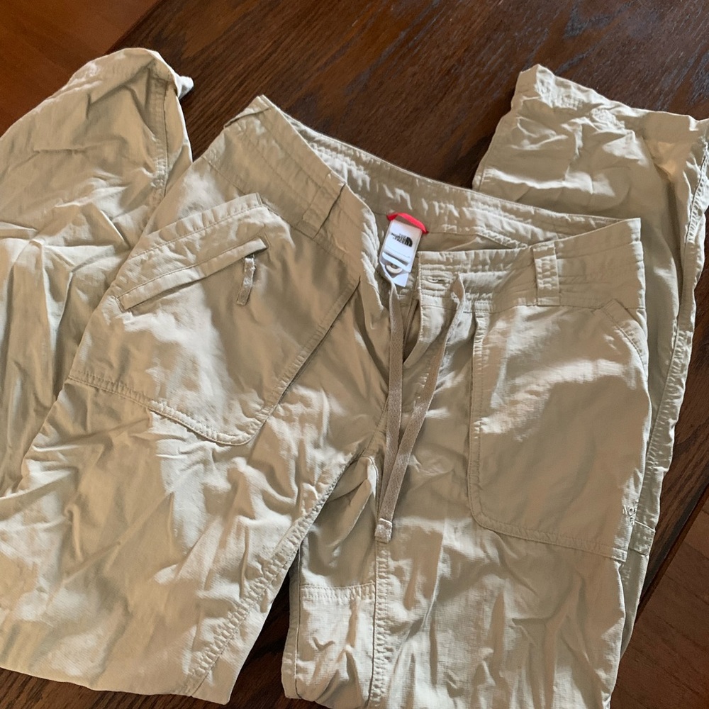 Womens North Face cargo pants size 8